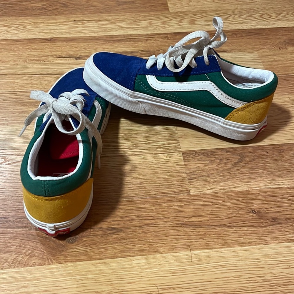 Vans size 3